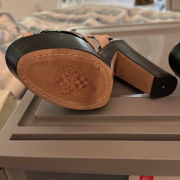 Vince Camputo Petal Combo Strappy Chunk Heels - Picture 6 of 9